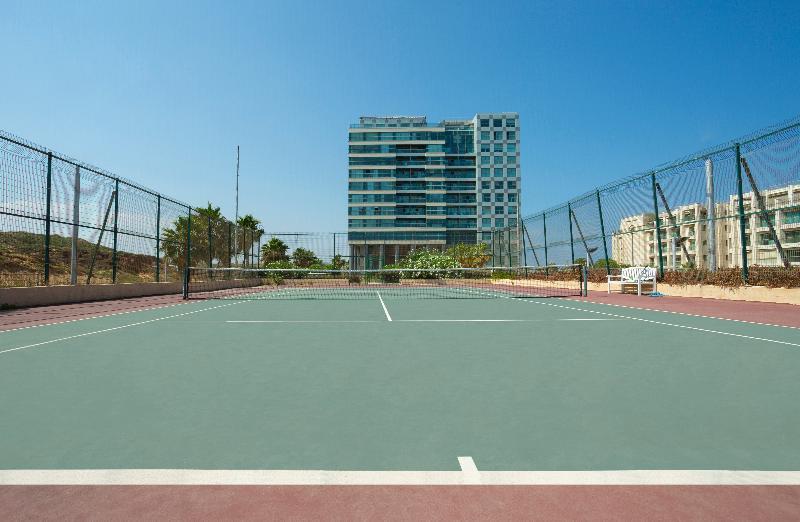 Aparthotel Okeanos On The Beach Herzliya Exterior photo